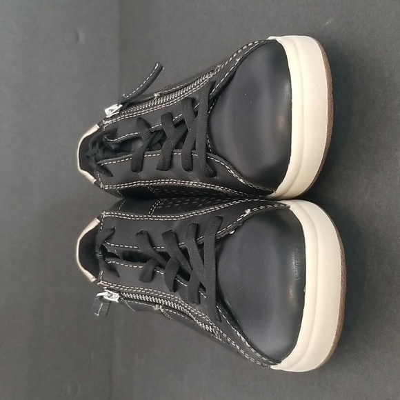 Earth Origins Eclipse Etta Shoe - Picture 2 of 12